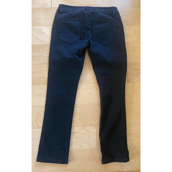 Black Cabi cropped jeans! - Picture 3 of 3